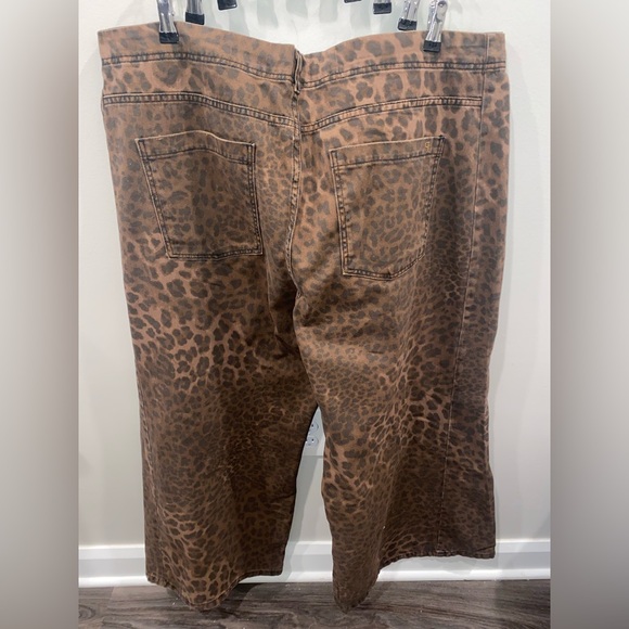 NWT Anthropologie Pilcro Straight Leg Cheetah Print Jeans Women’s 26W - Picture 4 of 5